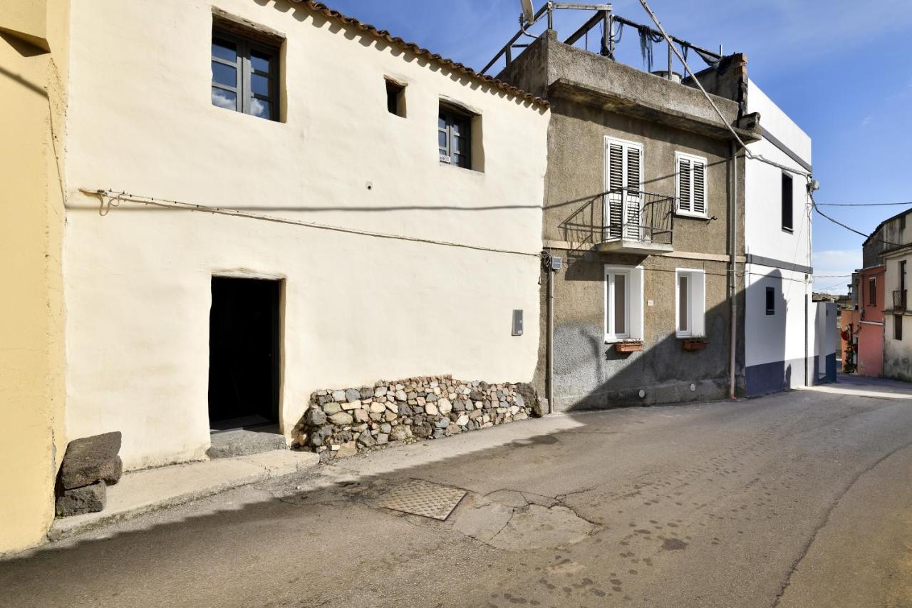 Un Gioiello In Centro Storico Villa Bari Sardo Exterior foto